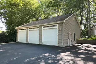 16 Vandy Dr, Griswold, CT 06351 - Photo 5