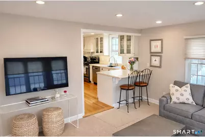 10 Ludlow Manor, Norwalk, CT 06855 - Photo 3