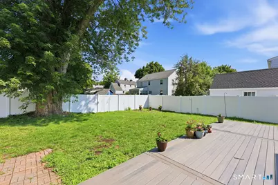 46 Crosshill Road, West Hartford, CT 06107 - Photo 23