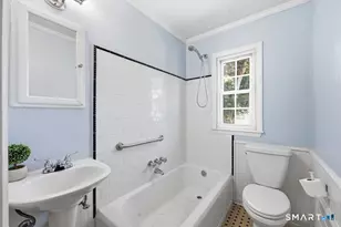 46 Crosshill Rd, West Hartford, CT 06107 - Photo 13