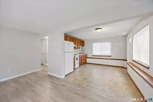 2743 E Main St, Waterbury, CT 06705 - Photo 23