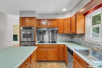 688 Raymond Hill Road, Montville, CT 06382 - Photo 21