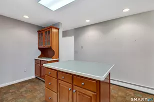 688 Raymond Hill Rd, Montville, CT 06382 - Photo 25