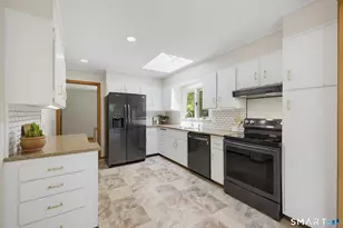 60 Olsen Dr, Mansfield, CT 06250 - Photo 5