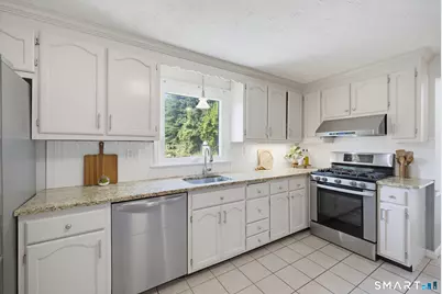 97 Nutmeg Drive, Manchester, CT 06040 - Photo 9