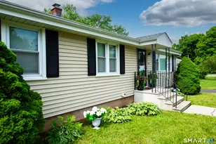 25 Harrison Dr, Hamden, CT 06514 - Photo 17