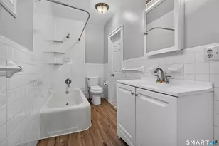 511 Thompson Ave, East Haven, CT 06512 - Photo 17