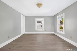 511 Thompson Ave, East Haven, CT 06512 - Photo 21