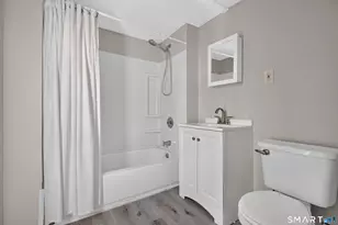 511 Thompson Ave, East Haven, CT 06512 - Photo 25