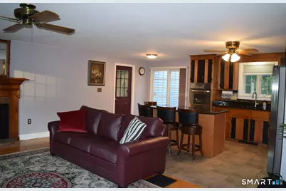 33 Douglas Drive, Enfield, CT 06082 - Photo 7