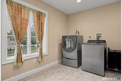 4386 Main Street, Stratford, CT 06614 - Photo 25