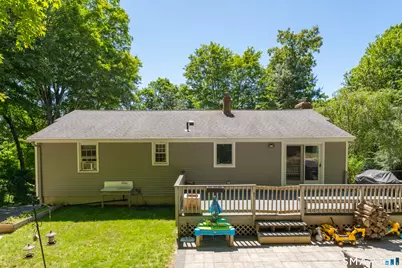 339 Boston Post Road, East Lyme, CT 06333 - Photo 19