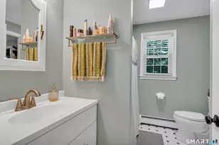 339 Boston Post Rd, East Lyme, CT 06333 - Photo 27