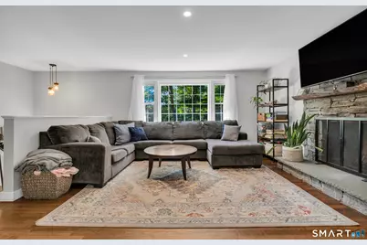 339 Boston Post Road, East Lyme, CT 06333 - Photo 9