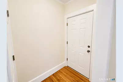 44-46 Glendale Avenue, Hartford, CT 06106 - Photo 3