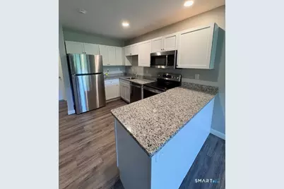 170 Flanders Road #R7, East Lyme, CT 06357 - Photo 5