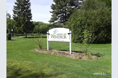10 Lennox Avenue, Windsor, CT 06095 - Photo 31