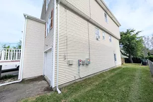 323 Columbus Ave, Stratford, CT 06615 - Photo 39