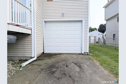 323 Columbus Avenue, Stratford, CT 06615 - Photo 37