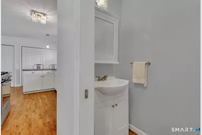 30 Quaker Lane, Southington, CT 06489 - Photo 17