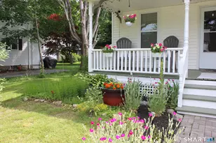 19 Blake St, Essex, CT 06442 - Photo 5