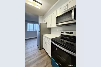 120 Huntington Turnpike #809, Bridgeport, CT 06610 - Photo 3