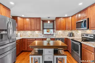 16 Grieb Trail, Wallingford, CT 06492 - Photo 5