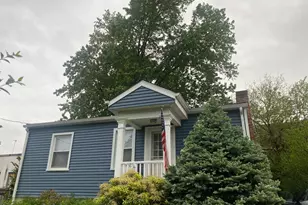 13 Parker Ave, Stamford, CT 06906 - Photo 1