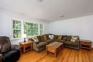 47 Valley Shore Dr, Guilford, CT 06437 - Photo 7