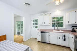 47 Valley Shore Dr, Guilford, CT 06437 - Photo 11