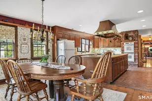 21 Fuller Rd, Trumbull, CT 06611 - Photo 17