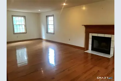 24 Cassidy Park, Greenwich, CT 06830 - Photo 3
