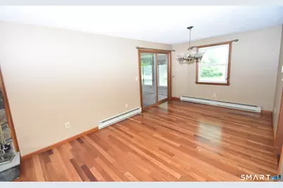 77 Winthrop Road, Manchester, CT 06040 - Photo 5