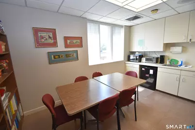 935 Main Street #D104, Manchester, CT 06040 - Photo 9