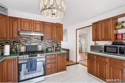 28 Hickory Street, Danbury, CT 06810 - Photo 9