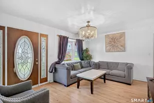 28 Hickory St, Danbury, CT 06810 - Photo 5