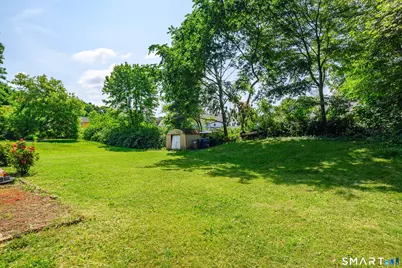 28 Hickory Street, Danbury, CT 06810 - Photo 21