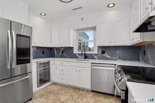 92 Burwood Ave, Stamford, CT 06902 - Photo 13