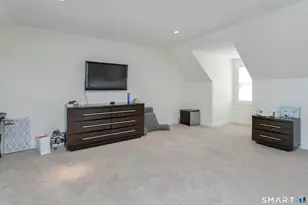 39 Maple Tree Ave, Stamford, CT 06906 - Photo 13