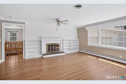 2 Diamond Drive, Newtown, CT 06470 - Photo 5