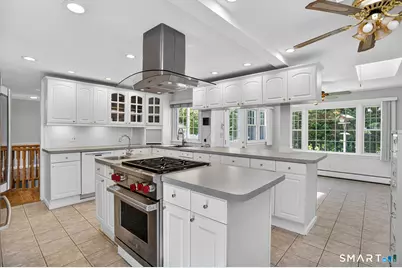 2 Diamond Drive, Newtown, CT 06470 - Photo 7