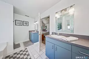 72 Craigie Ave, Waterbury, CT 06705 - Photo 27