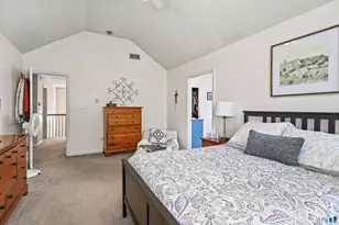 72 Craigie Ave, Waterbury, CT 06705 - Photo 25