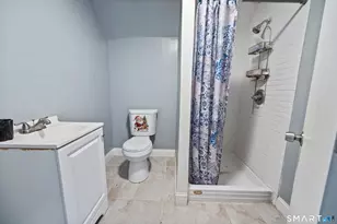 101 Dikeman St, Waterbury, CT 06704 - Photo 29