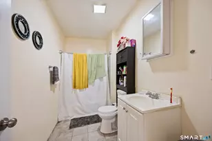 101 Dikeman St, Waterbury, CT 06704 - Photo 13