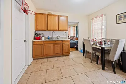 101 Dikeman Street, Waterbury, CT 06704 - Photo 7