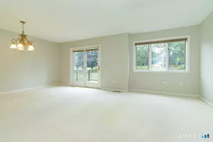 19 Steeplechase Dr, Newington, CT 06111 - Photo 7