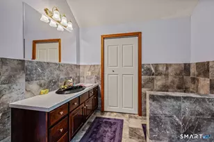 124 Suncrest Ct, Torrington, CT 06790 - Photo 25