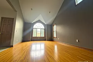 124 Suncrest Ct, Torrington, CT 06790 - Photo 7