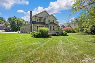 124 Suncrest Ct, Torrington, CT 06790 - Photo 3